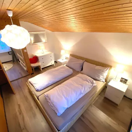 Haus Trynsch *